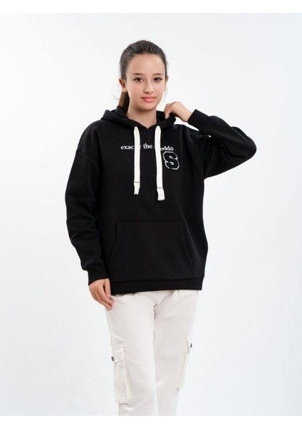 Çocuk Kapüşonlu Sırtı Kot Detaylı Sweatshirt