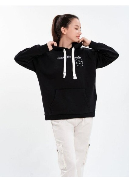 Çocuk Kapüşonlu Sırtı Kot Detaylı Sweatshirt