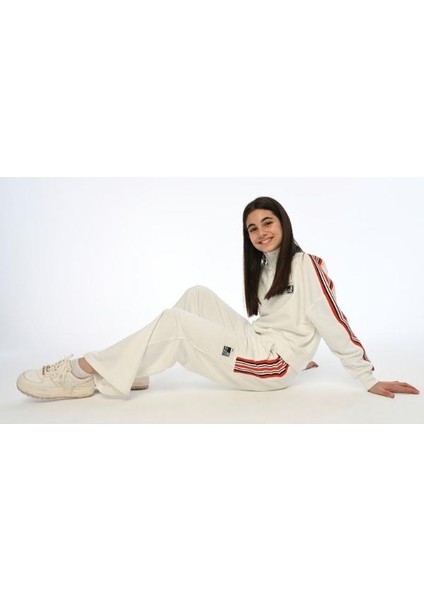 Kız Çocuk Yarım Fermuarlı Kolları Şeritli Dik Yaka Sweatshirt indirimleri