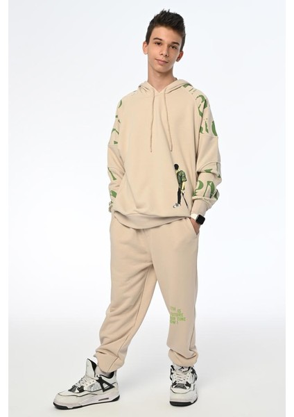 Erkek Çocuk Kamuflaj Baskılı Kapüşonlu Sweatshirt