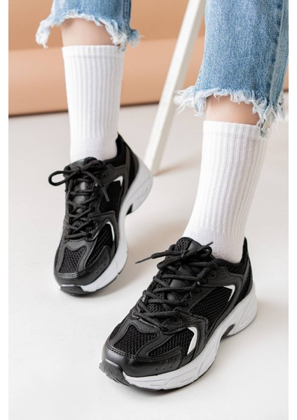 Kadın 530 Siyah Spor Ayakkabı fırsatları