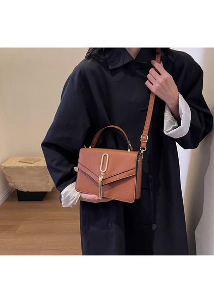 Püskül Dokulu Omuz Çantası Rahat Omuz El Crossbody Küçük Kare Kadın Çantası (Yurt Dışından) indirimleri