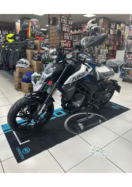 Yamaha Kırmızı Motosiklet Halısı