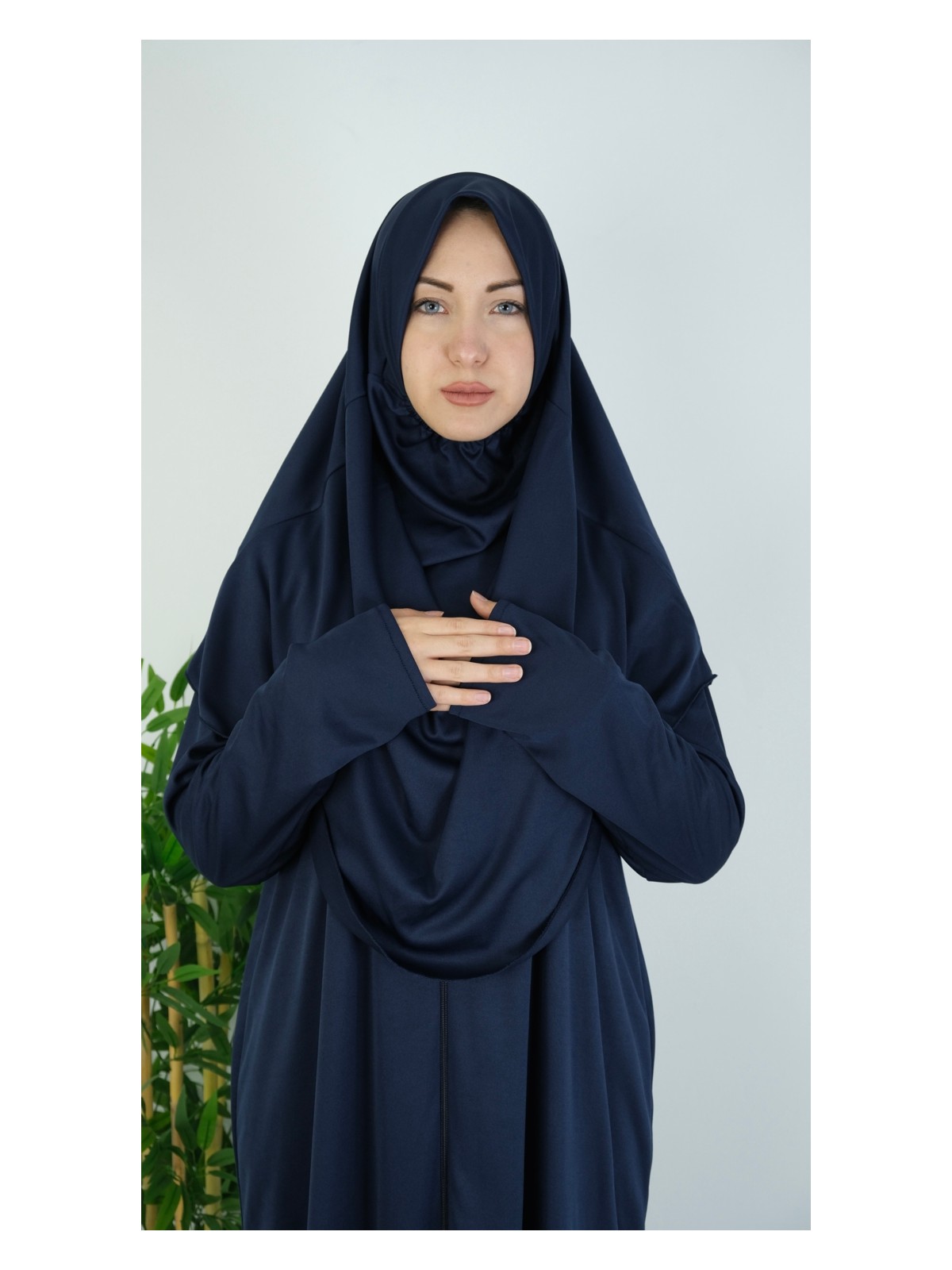 Mavira Moda Zümrüt Yeşil Fermuarsız Pratik Namaz Elbisesi - Görsel 3