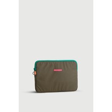 Huge Veras Notebook Case Khaki