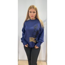 SiFu Tekstil Önü Kuru Kafa Baskılı Over Size Yırtıklı Spor Triko Kazak