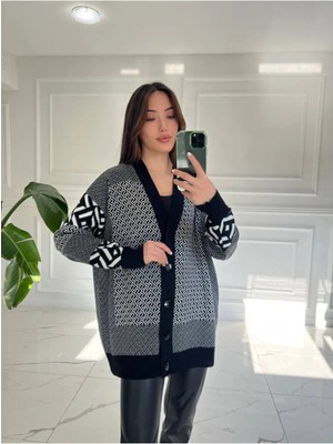 B&G Collection Desenli Düğmeli Hırka