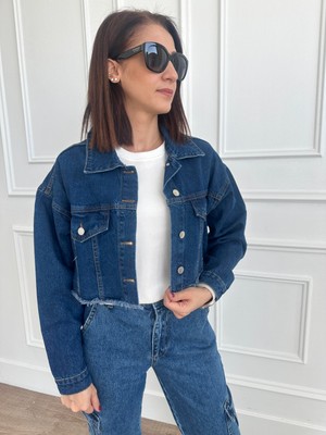 Arzu Emiroğlu Crop Mavi Denim Ceket