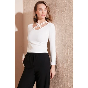 Slim Fit Yaka Detaylı Bluz Bayan Bluz 5865583