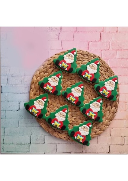 Yılbaşı Çam Ağacı Noel Babalı Butik Kurabiye - 20 Adet