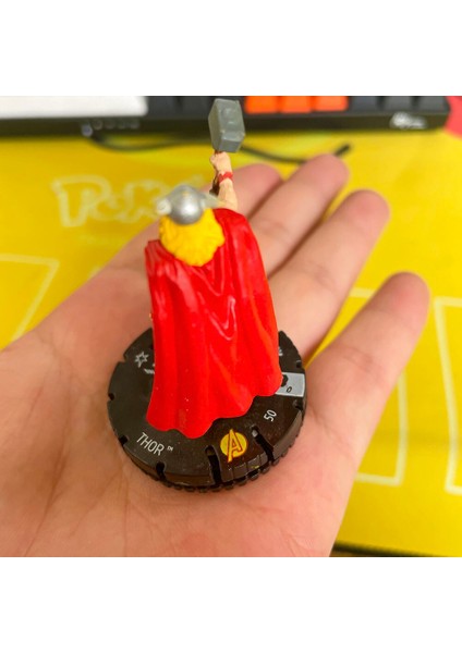 Marvel Avengers Süper Kahramanlar Savaş Satranç Masaüstü Oyunları Parça Thor Hulk Loki Bebek Hediyeleri Oyuncak Modeli Anime Figürleri Süsler Toplayın (Yurt Dışından) indirimleri