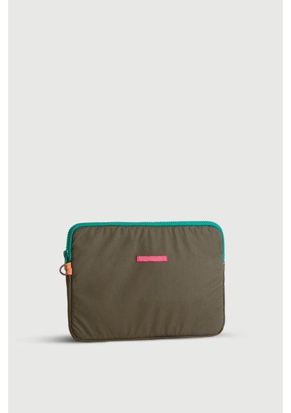 Huge Veras Notebook Case Khaki