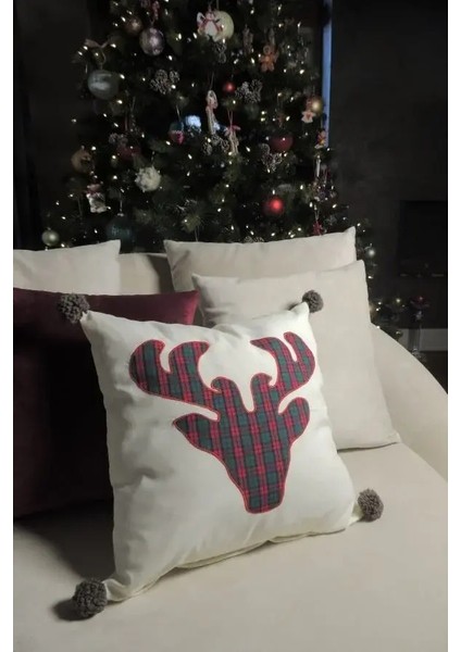 Ekose Geyik Motifli Dekoratif Yılbaşı Kırlent Kılıfı Kırmızı 45x45 cm