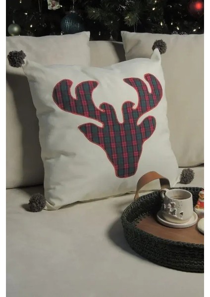 Ekose Geyik Motifli Dekoratif Yılbaşı Kırlent Kılıfı Kırmızı 45x45 cm fiyatları
