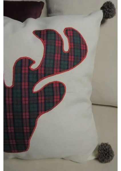Ekose Geyik Motifli Dekoratif Yılbaşı Kırlent Kılıfı Kırmızı 45x45 cm fırsatları