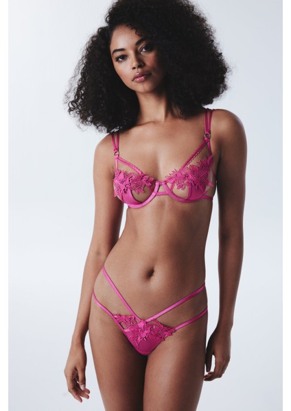 Charlotte Pembe Sütyen