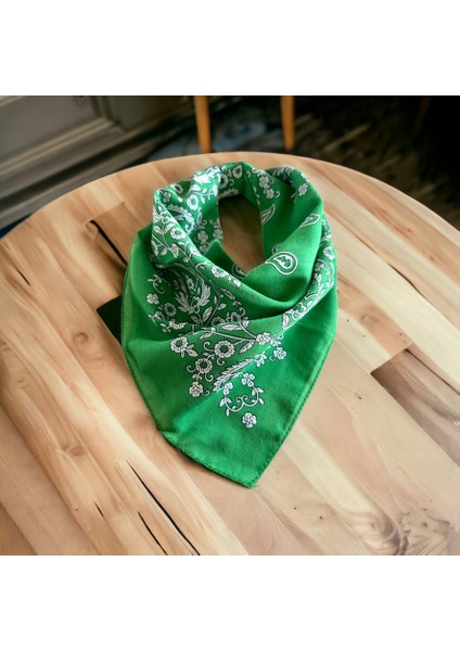 Als Accessories Yeşil Renk Içerisinde Beyaz Çiçek Desenli %100 Koton Bandana