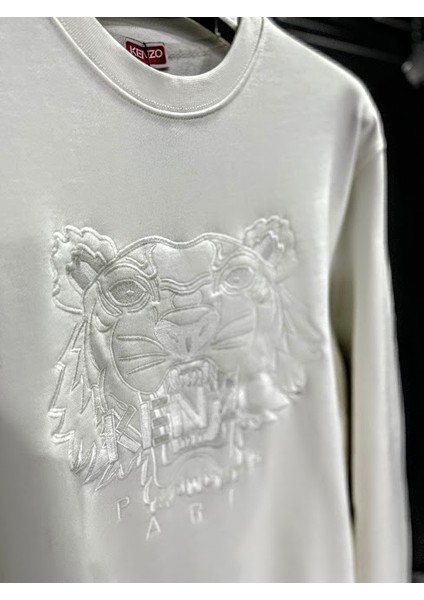 Regülarfit Kesim Tona Ton Nakış Işlemeli Kaplan Logolu Sweatshirt
