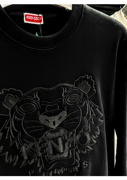 Regülarfit Kesim Tona Ton Nakış Işlemeli Kaplan Logolu Sweatshirt fiyatları