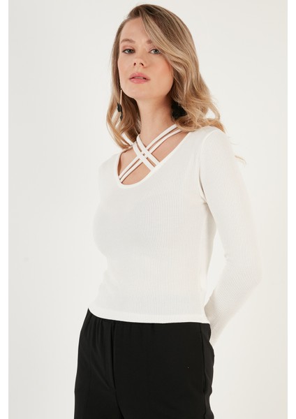 Slim Fit Yaka Detaylı Bluz Bayan Bluz 5865583 indirimleri