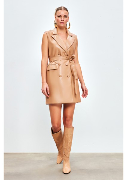 Kuşaklı Deri Yelek Elbise - Fındık fırsatları