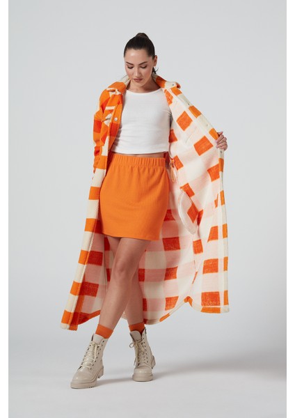 Yumuşacık Turuncu Ekoseli Çıt Çıtlı Peluş Hırka modelleri