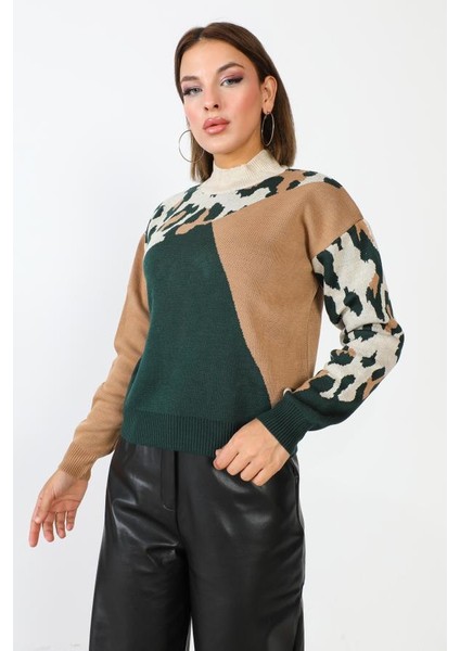 Blok Desenli Yeşil Kazak