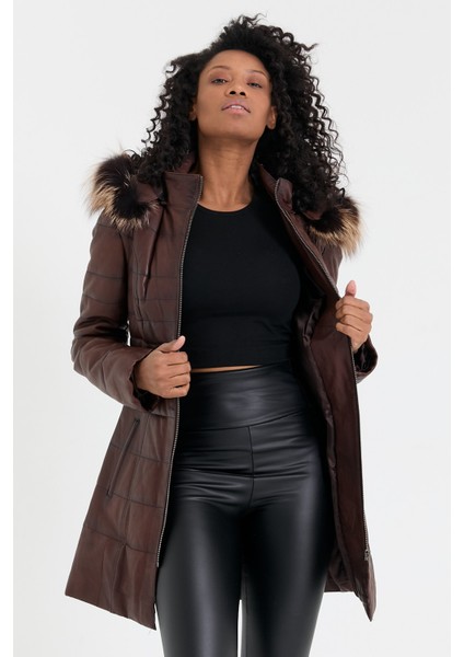 Kapüşon Kenarı Kürk Şişme Kadın Deri Ceket modelleri