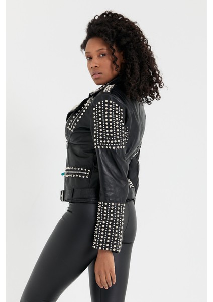 Trok Detaylı Kadın Deri Ceket modelleri