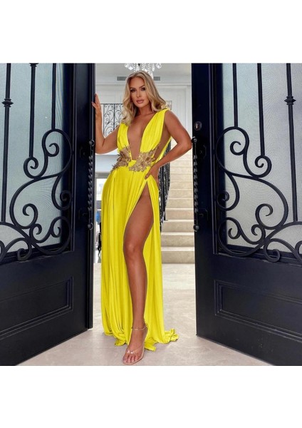 Sarı Mikro Kumaş Derin V Yaka Çift Yırtmaçlı Dantelli Elbise