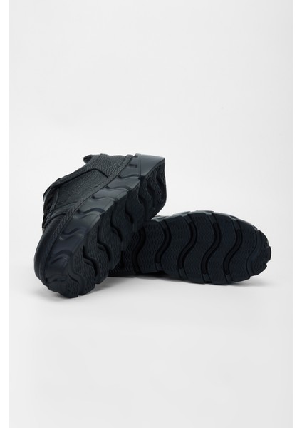 Kadın Siyah Floter Deri Sneakers & Spor Ayakkabı 1011 6186 Bn Ayk SK23/24 indirimleri