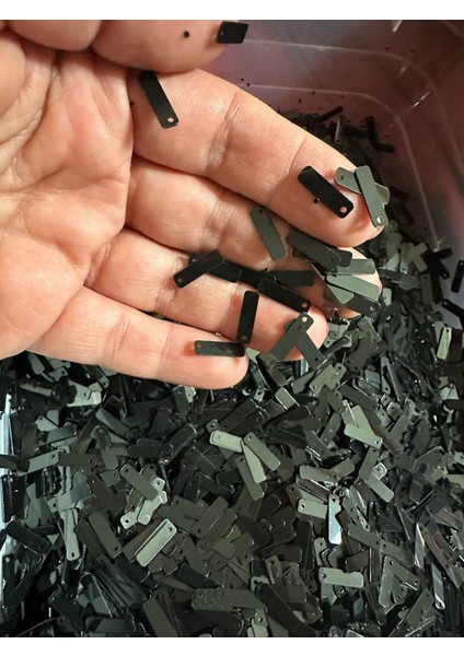 1 cm 50 gr Lazer Kesim Delikli Oya Yazma Şal Pulu Işleme Pul Payet