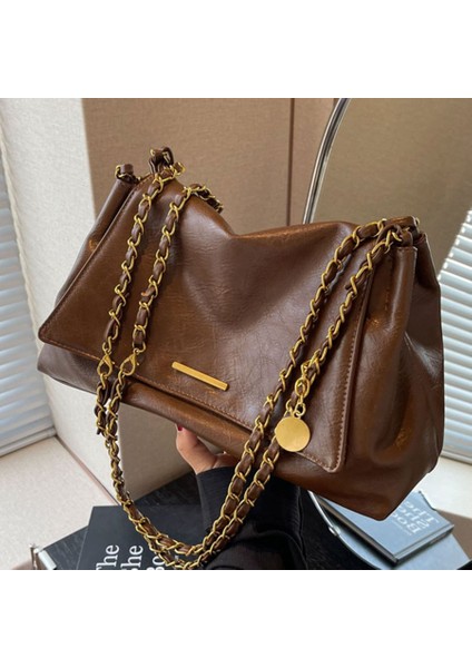 Kadınlar Için Popüler Retro Moda Büyük Kapasiteli Koltuk Altı Çantası 2023 Yeni Sonbahar ve Kış Basit Zincir Omuz Crossbody Çanta (Yurt Dışından)