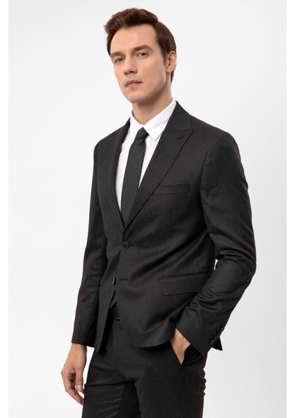 Slimfit Armürlü Takım Elbise Erkekler İçin Şık Siyah Tasarım Modern Kesim fırsatları