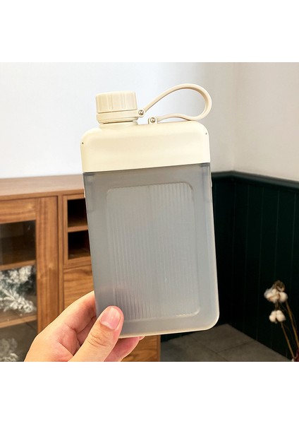 Su Bardağı Düz Taşınabilir Kare Su Bardağı Açık Seyahat Taşınabilir Cep Su Şişesi Yaratıcı Düz Spor Su Şişesi Basit Bej 450 ml (Yurt Dışından)