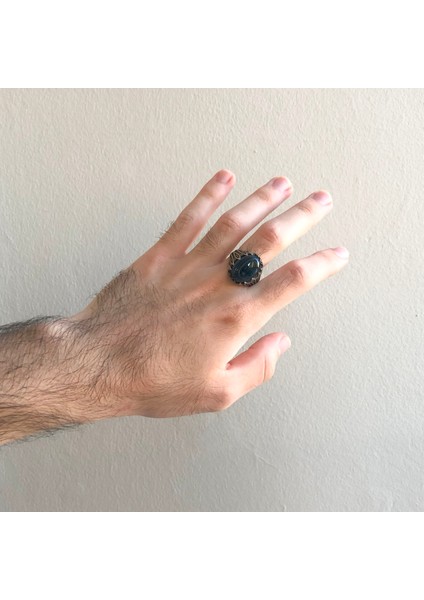 Oniks Taşlı Işlemeli 925 Ayar Gümüş Erkek Yüzük GEY-111 fiyatları