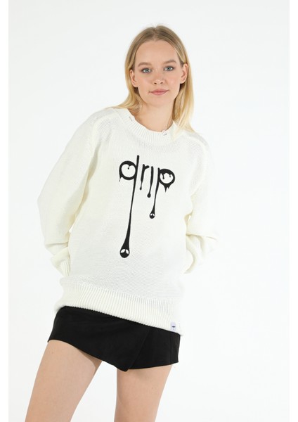 Özel Üretim Owersize Önü Drip Nakışlı Yırtıklı Spor Italyan Kesim Kadın Triko Kazak fırsatları