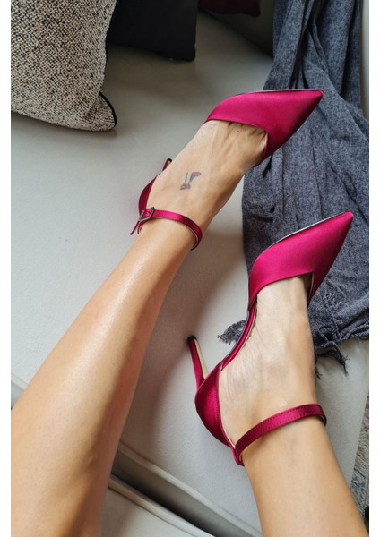 036 5469 Topukla Kadın Stiletto Bilekden Bağlamalı Abiye Ayakkabı