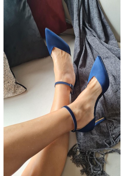 036 5469 Topukla Kadın Stiletto Bilekden Bağlamalı Abiye Ayakkabı modelleri