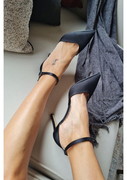 036 5469 Topukla Kadın Stiletto Bilekden Bağlamalı Abiye Ayakkabı