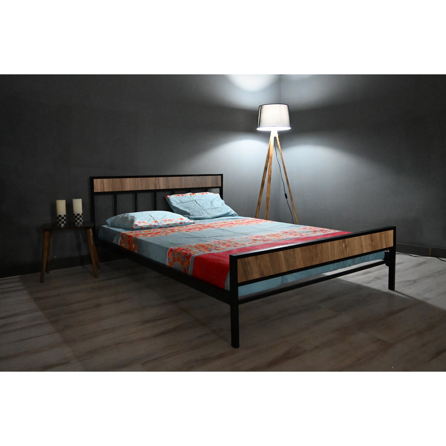 Brady Mobilya Sera Ceviz Masif Metal Geçmeli Sistem Pratik Fiyatı