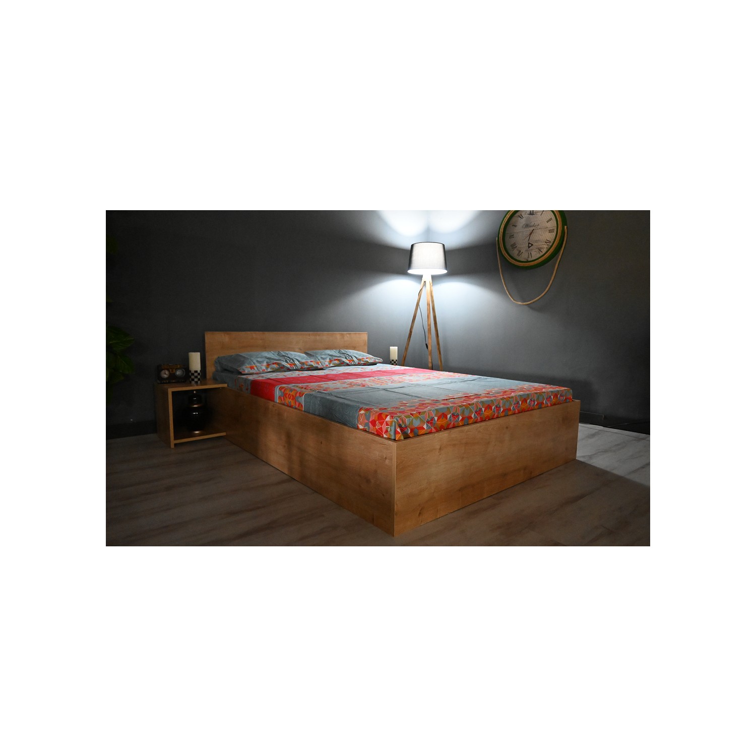 Brady Mobilya Manya Meşe Desenli Çift Kişilik Komodinli Fiyatı