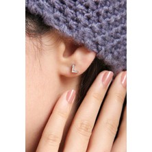 Argentum Concept L Harfi Çivili Gümüş Tek Küpe K077901