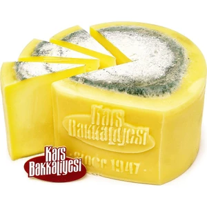 Kars Bakkaliyesi  Beklemiş Kaşar 1.8 kg