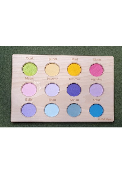 Peg Bebekler Için Tabla Aylar ve 12LI Pegler Pastel Tonlar