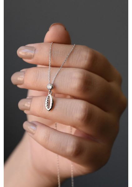 925 Ayar Gümüş Deniz Kabuğu Kolye