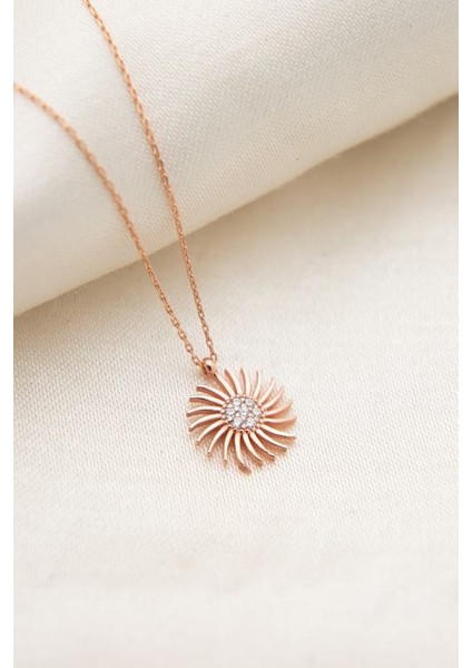 925 Ayar Gümüş Zirkon Taşlı Güneş Kolye