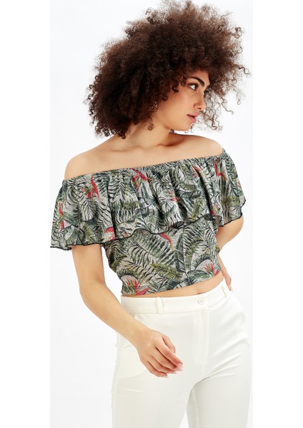 Çiçek ve Papağan Desenli Kısa Volanlı Bluz Kuş Desenli fiyatları