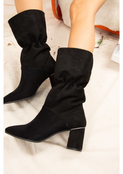 Siyah Süet Kadın Bot J518016602