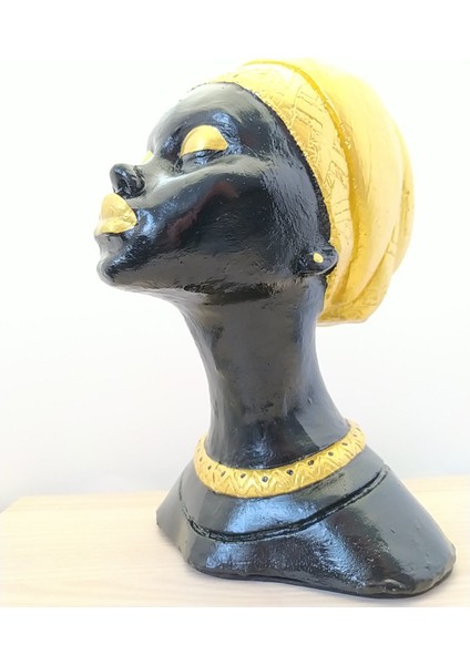 Afrikalı Kız Biblo 1